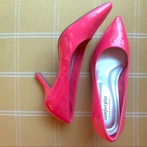 Coral pink heels size 6 1/2
